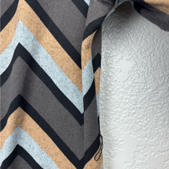 Tacera Womens Neutral Multicolor Chevron Large 3/4 Sleeve Knit Midi Dress - Picture 7 of 13